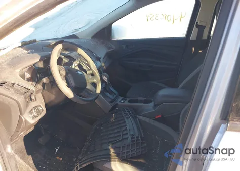 2013 Ford Escape S from USA, damaged, VIN 1FMCU0F71DUC80608